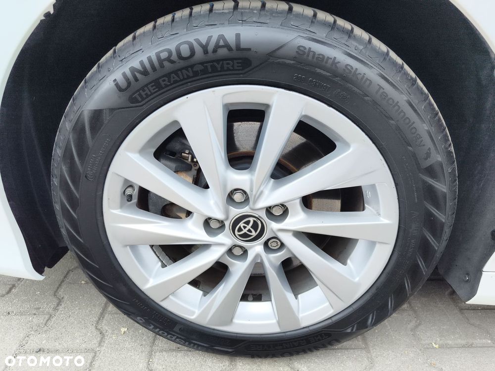 Toyota Camry 2.5 Hybrid Comfort CVT - 16