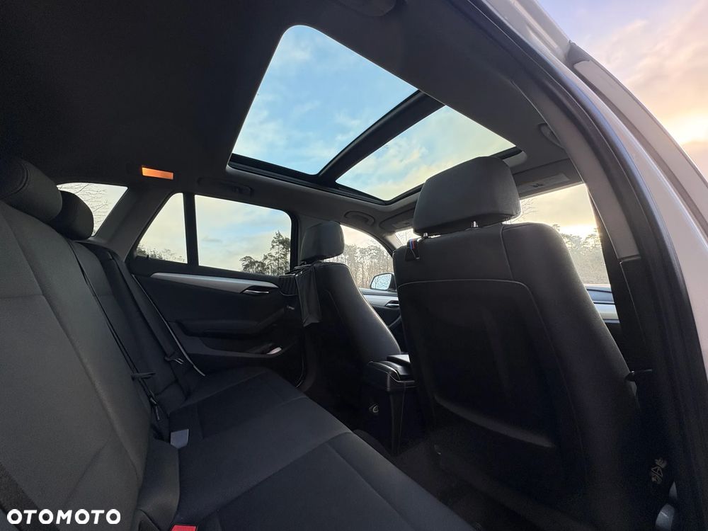 BMW X1 xDrive28i Sport Line - 18