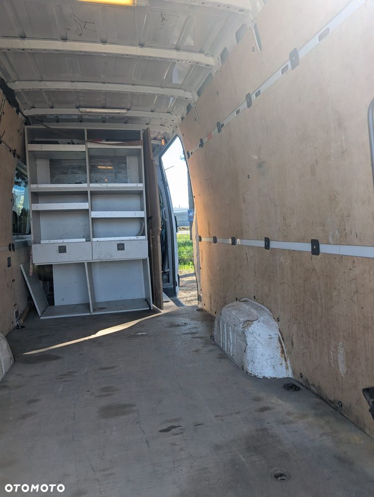Volkswagen Crafter - 24