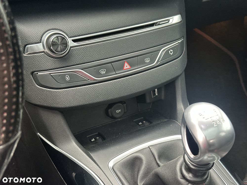 Peugeot 308 BlueHDi FAP 150 Stop&Start GT-Line Edition - 26