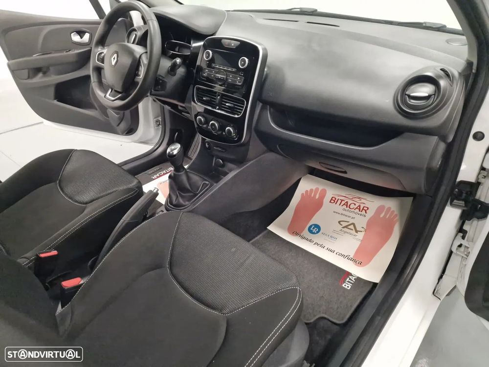 Renault Clio - 24