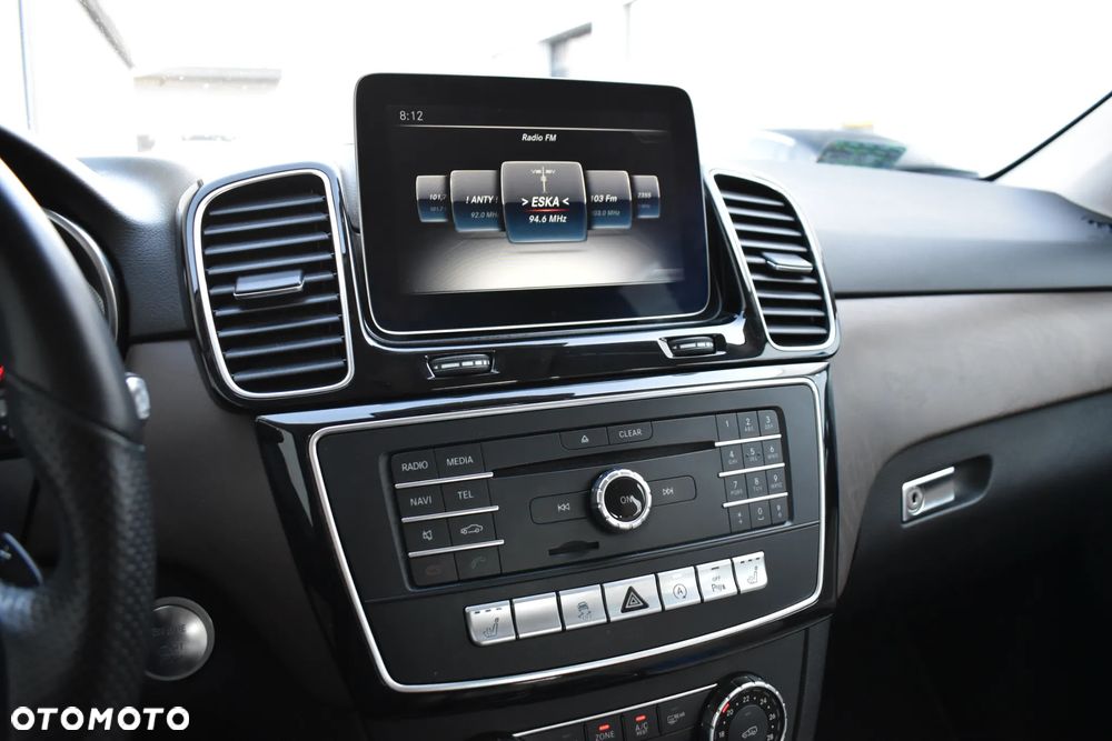 Mercedes-Benz GLE - 19