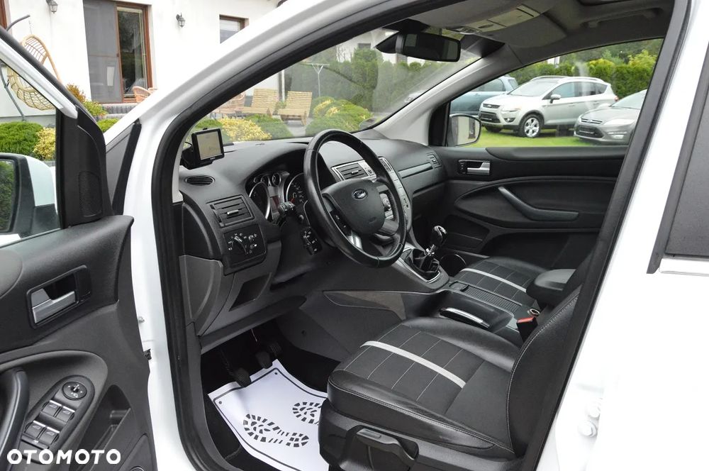 Ford Kuga 2.0 TDCi 4WD Titanium - 24