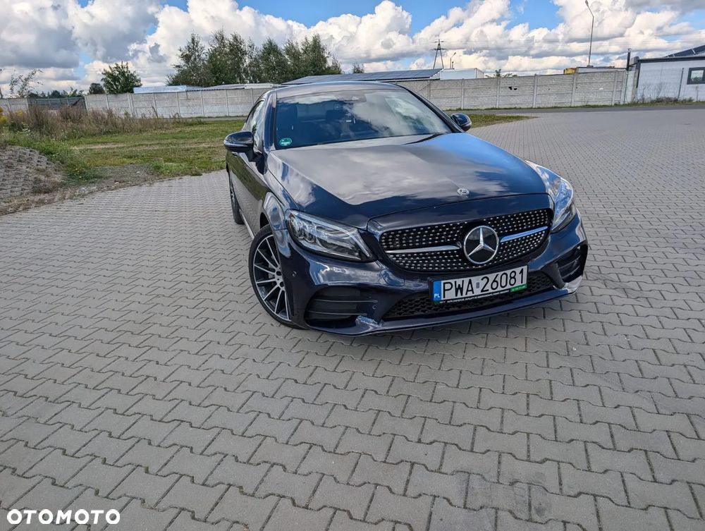 Mercedes-Benz Klasa C 300 Coupe 9G-TRONIC AMG Line - 3
