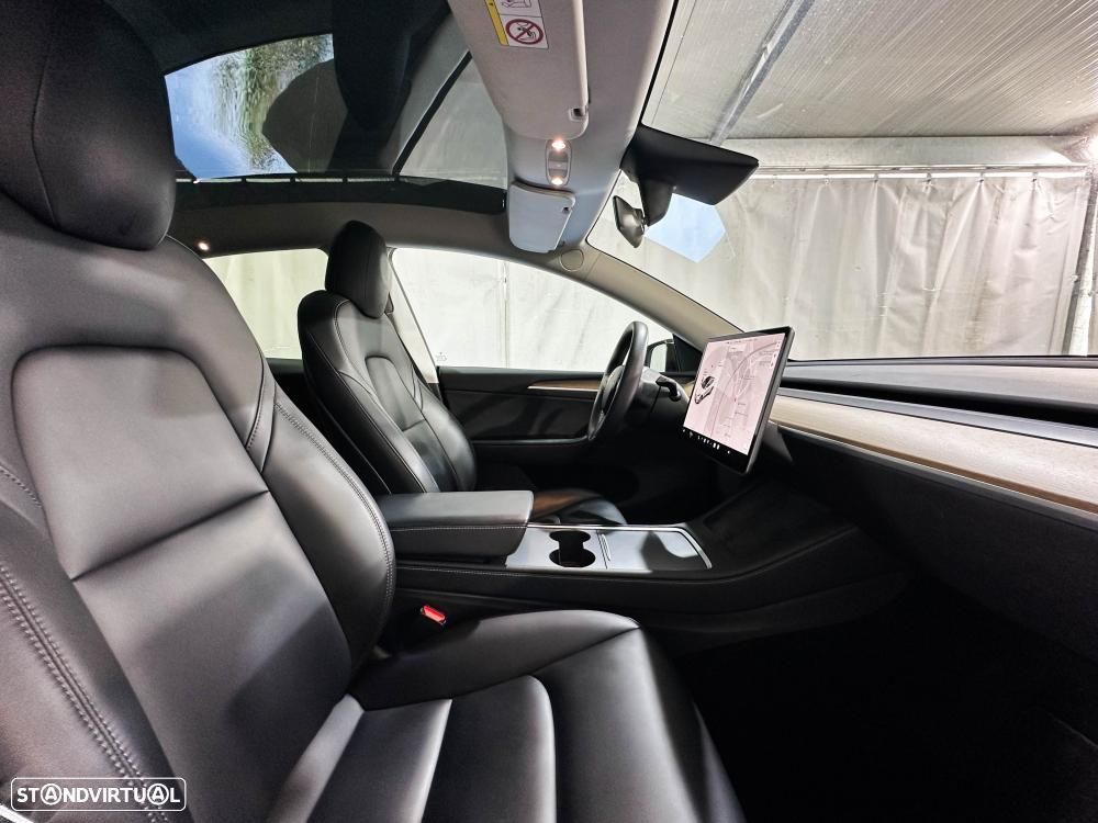 Tesla Model Y Long Range Dual Motor AWD - 30