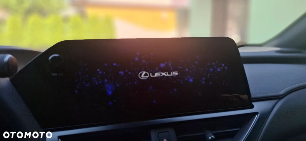 Lexus UX 200 GPF F Sport Design+ 2WD - 38