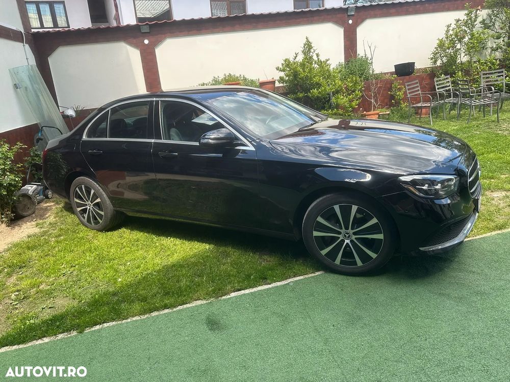 Mercedes-Benz E 300 4MATIC 9G-TRONIC Avantgarde - 24