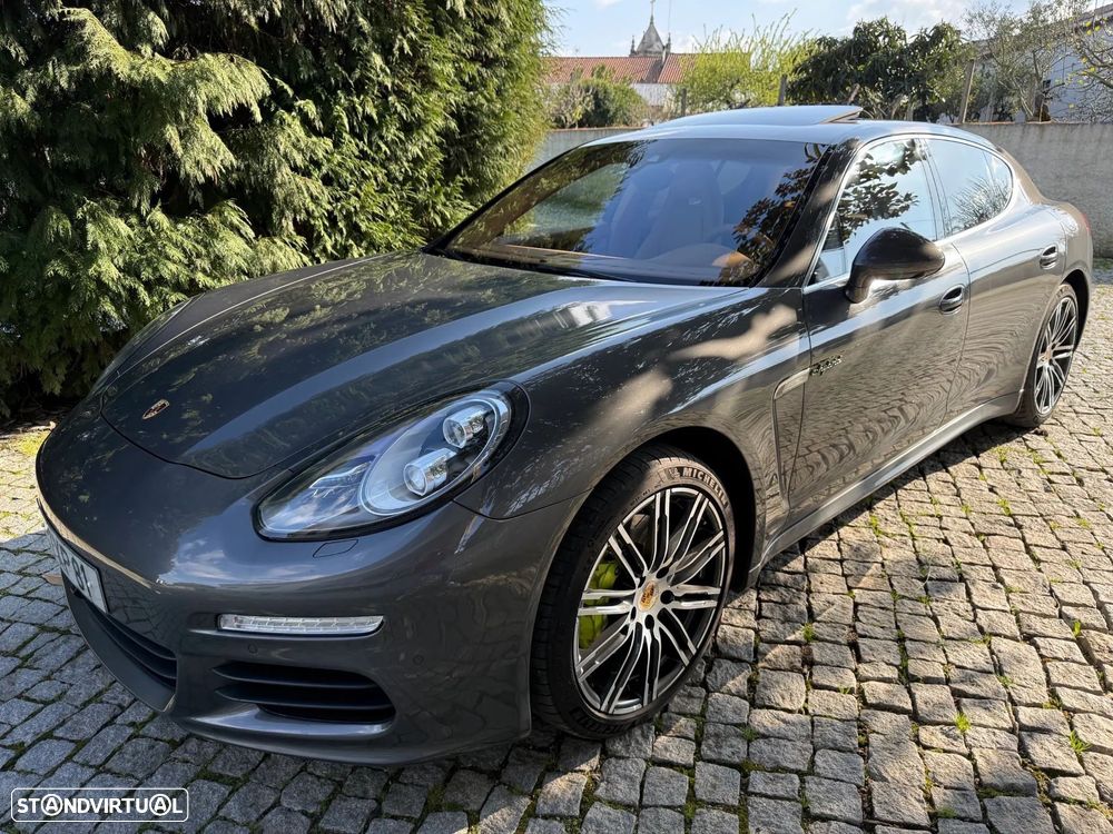 Porsche Panamera S E-Hybrid - 1