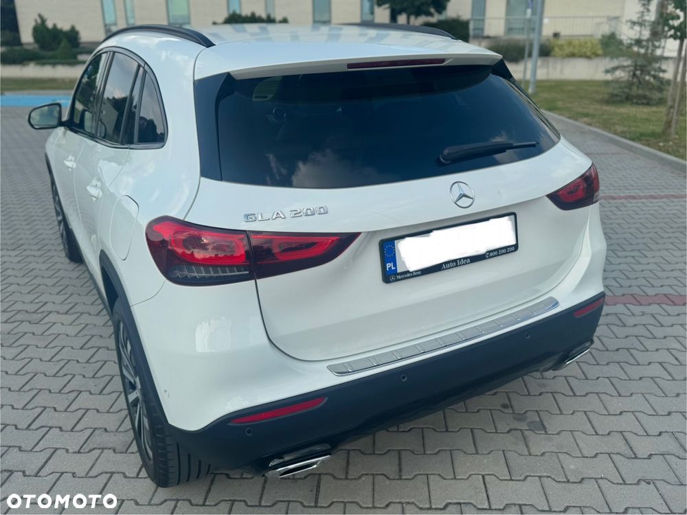 Mercedes-Benz GLA 200 - 5