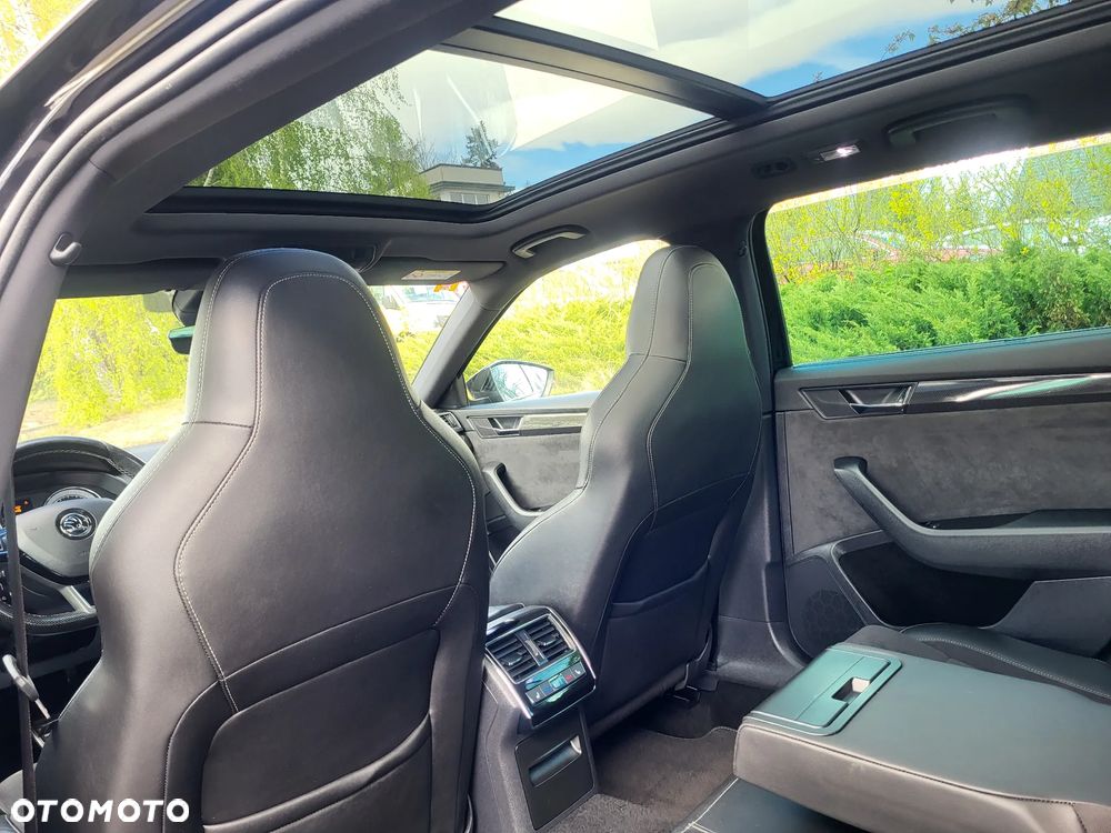 Skoda Superb 2.0 TDI 4x4 DSG Sportline - 19