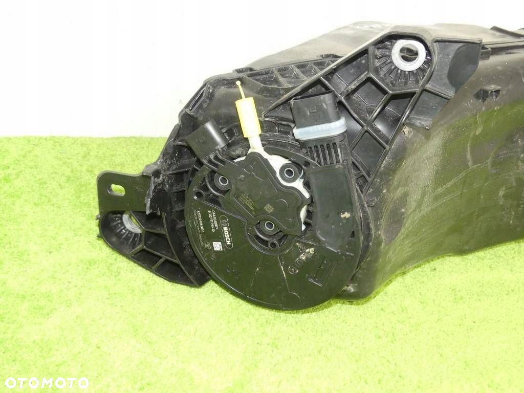 Zbiornik ADBLUE AD BLUE Pompa Vw CADDY 2K7 2K8 20r- - 2