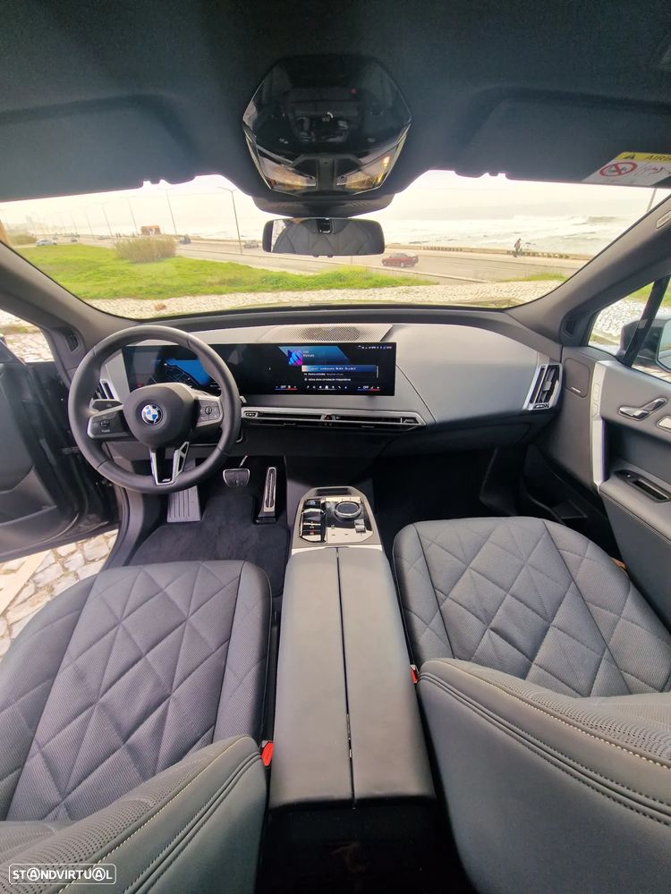 BMW iX xDrive45 - 37