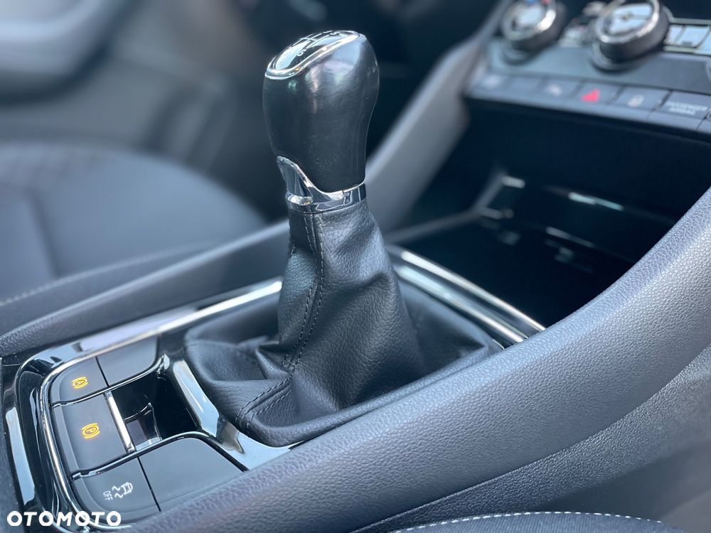 Skoda Karoq 1.5 TSI ACT Ambition - 22