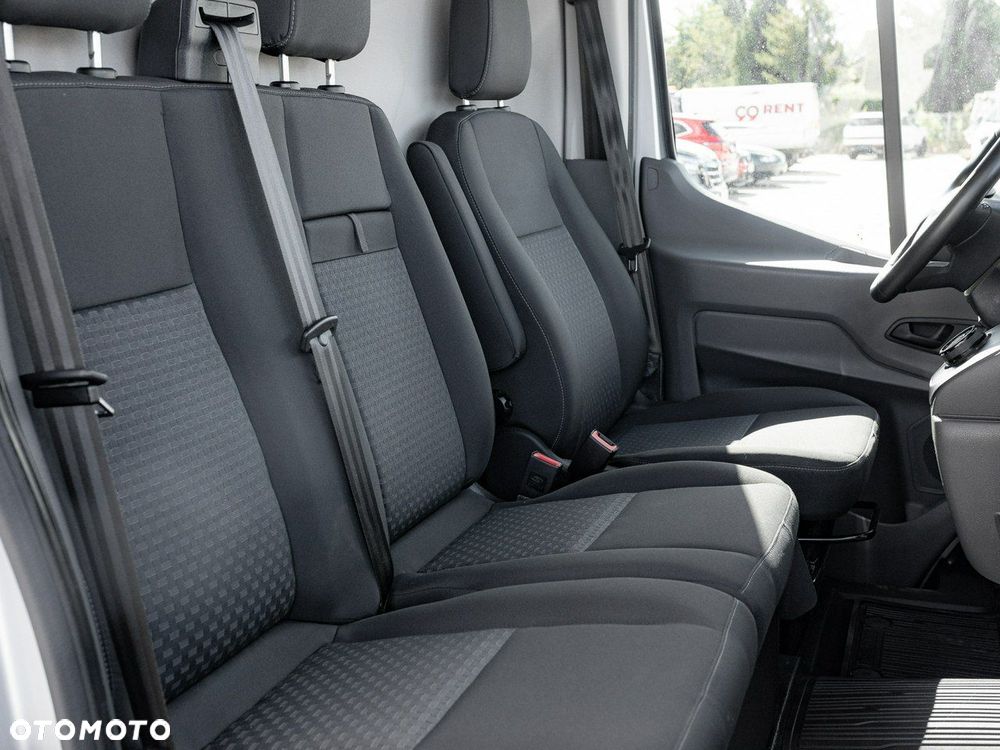 Ford Transit - 28
