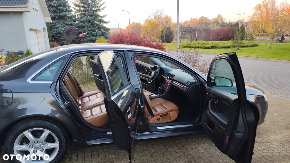 Audi A4 Limousine - 34