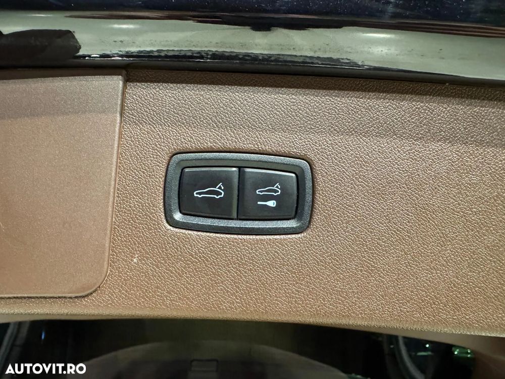 Porsche Cayenne S - 38