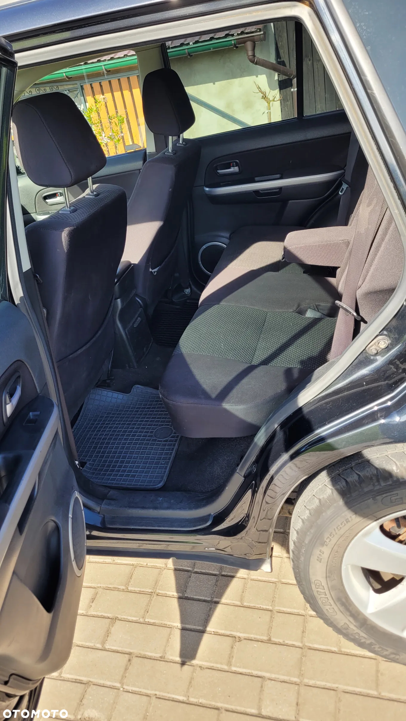 Suzuki Grand Vitara 2.0 De luxe - 9