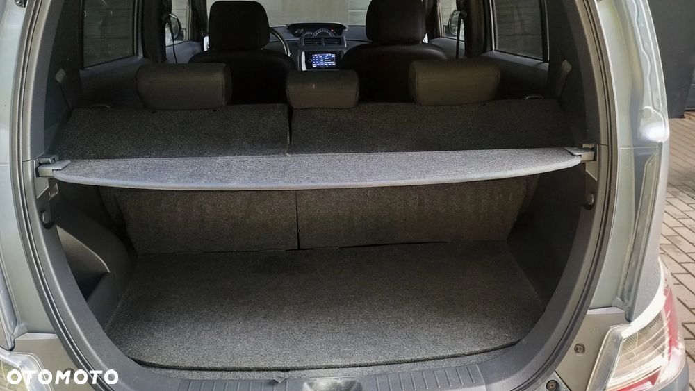 Daihatsu Materia - 23