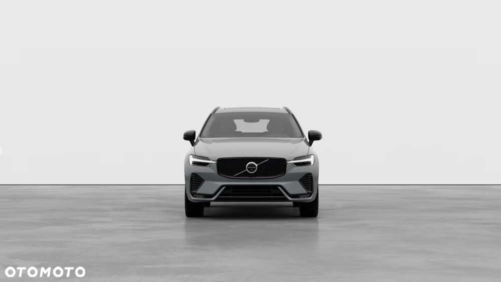 Volvo XC 60 B5 B AWD Plus Dark - 3
