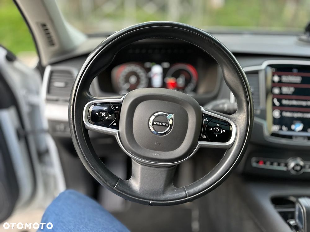 Volvo XC 90 T8 AWD Recharge Geartronic Inscription Edition - 17