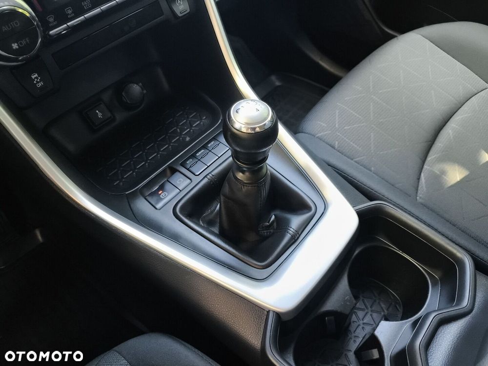 Toyota RAV4 2.0 Comfort 4x2 - 21
