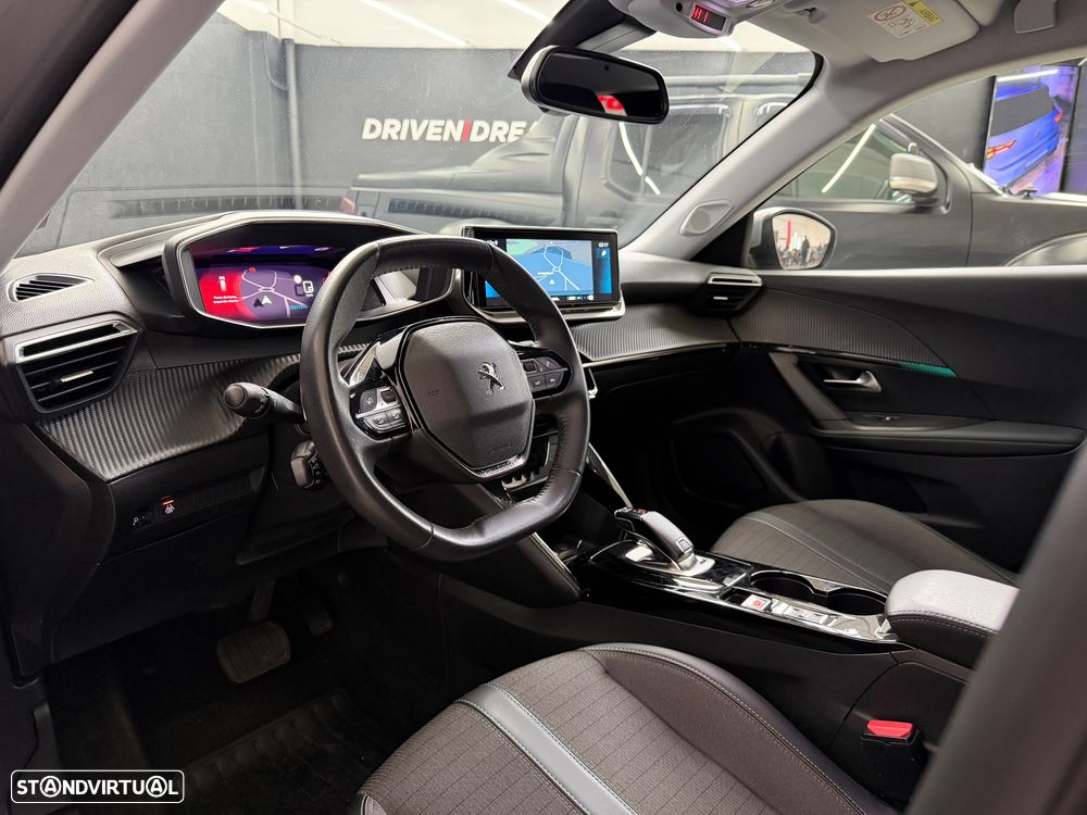 Peugeot 2008 PureTech 130 EAT8 Allure - 5