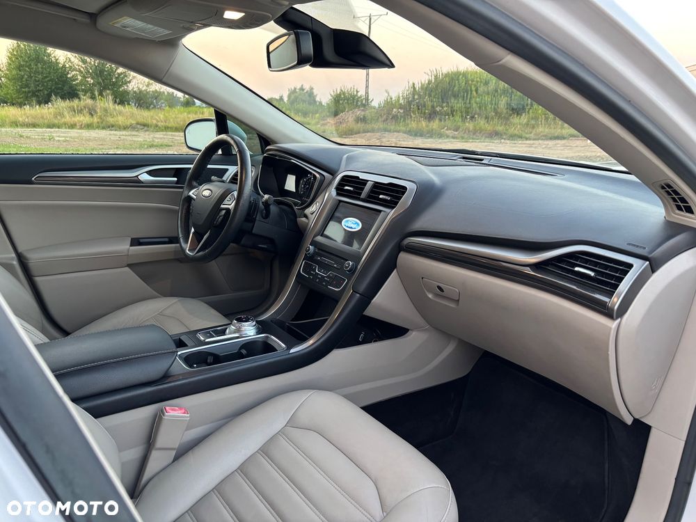 Ford Fusion 2.0 EcoBoost Titanium - 7