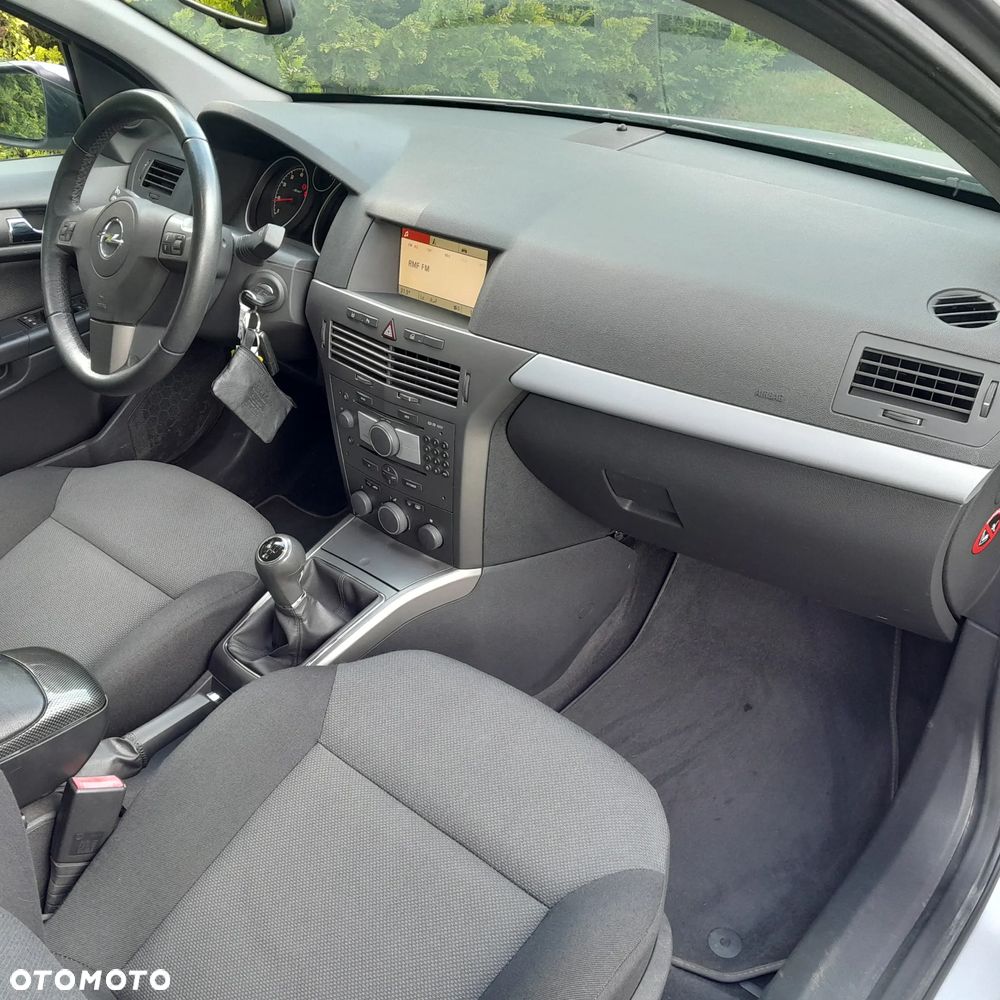 Opel Astra III 1.6 Enjoy - 16