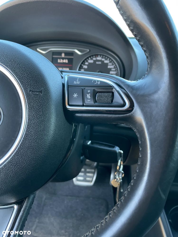 Audi A3 Sportback 1.8 TFSI Attraction S tronic - 24