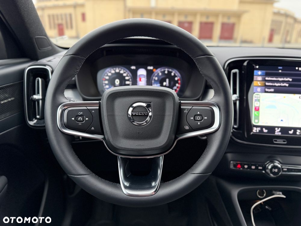 Volvo XC 40 T2 Plus Dark - 8