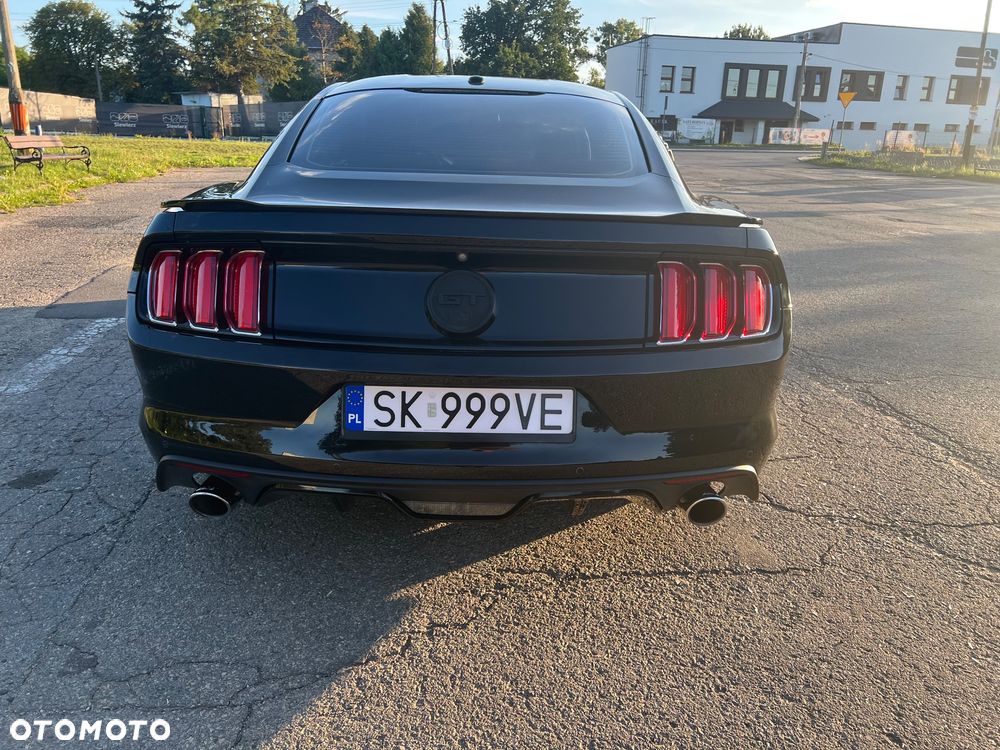 Ford Mustang - 11