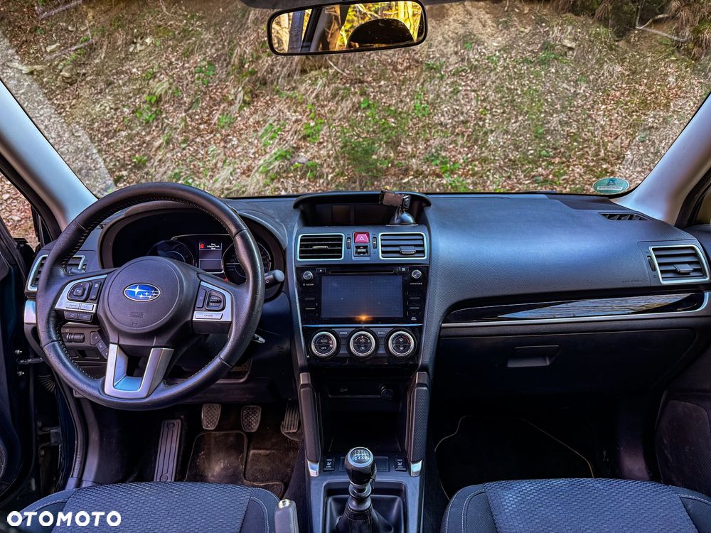 Subaru Forester 2.0D Exclusive - 10