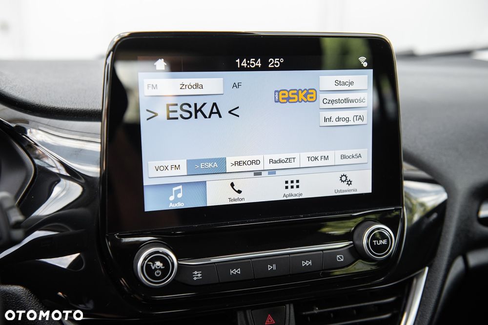 Ford Fiesta 1.0 EcoBoost S&S COOL&CONNECT - 16