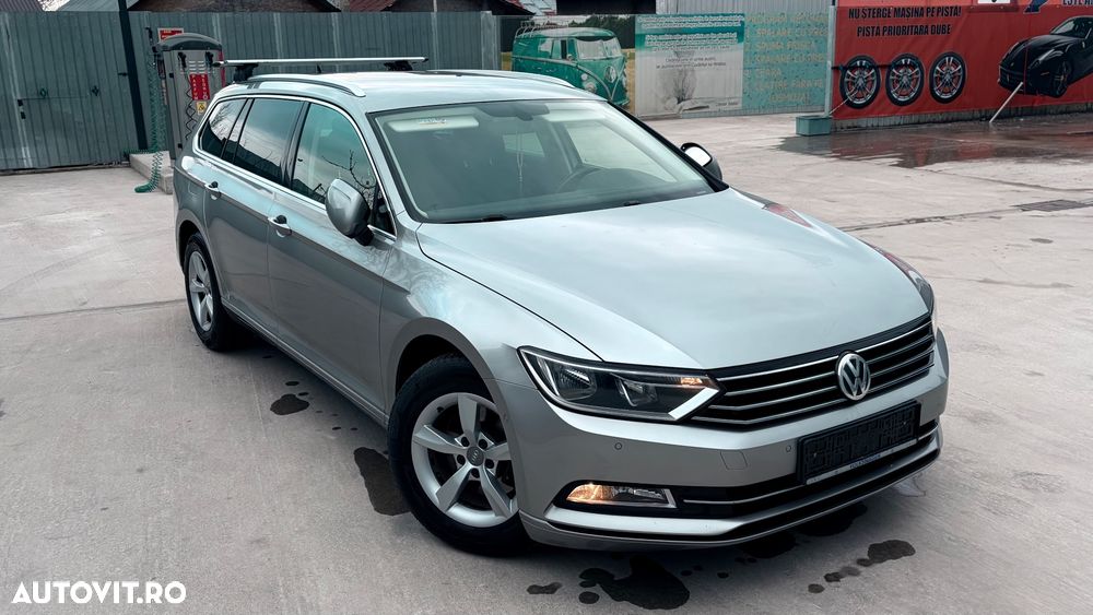 Volkswagen Passat - 1
