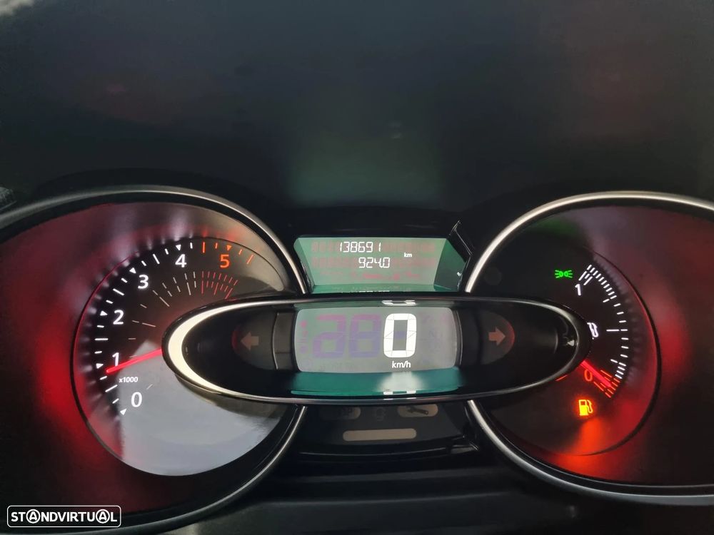 Renault Clio 1.5 dCi Limited - 11