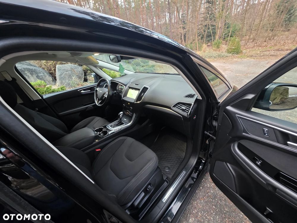 Ford S-Max - 16