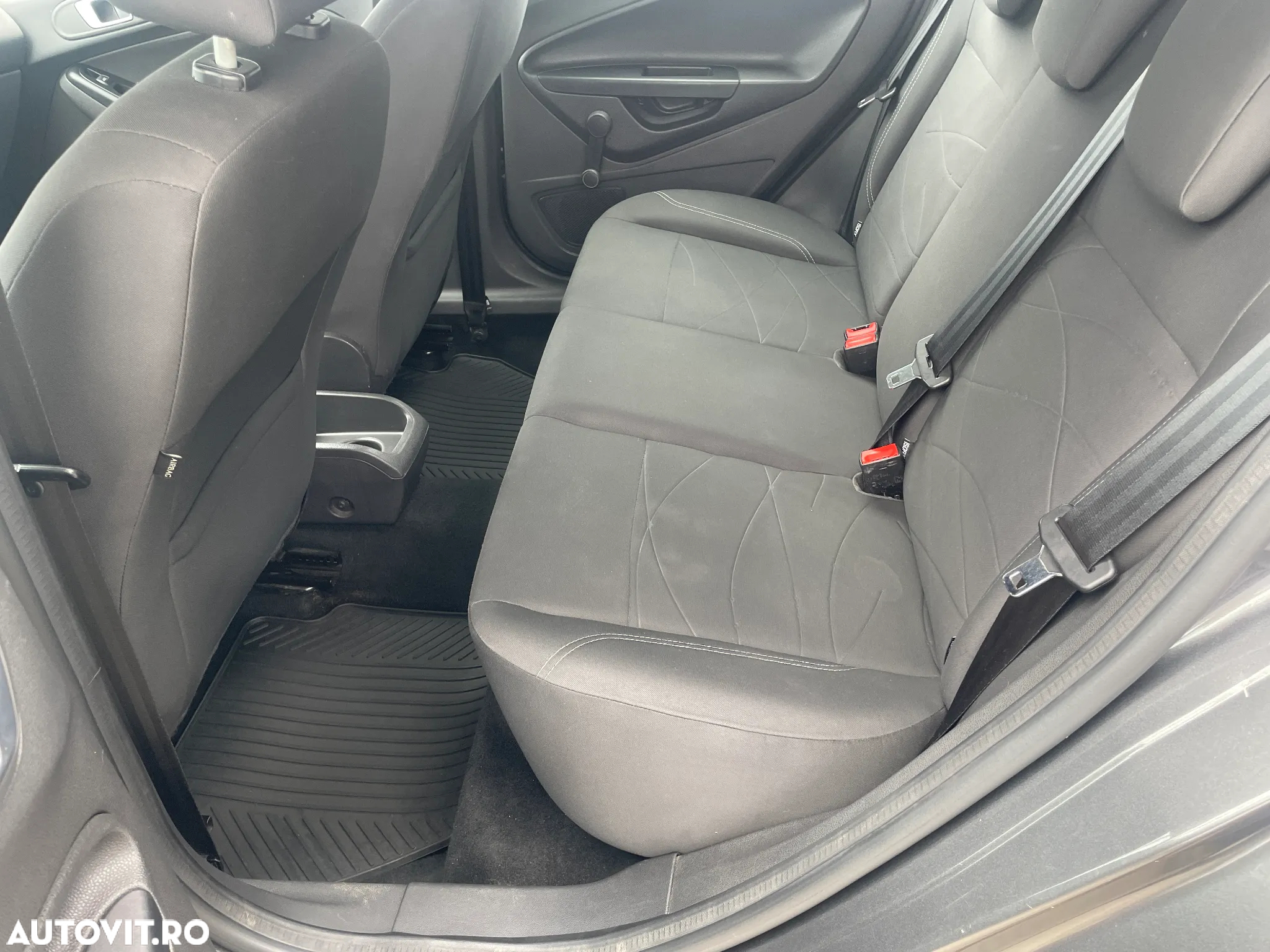 Ford Fiesta 1.0 Powershift Trend - 11