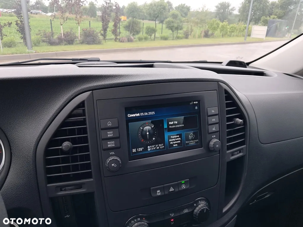 Mercedes-Benz Vito - 19