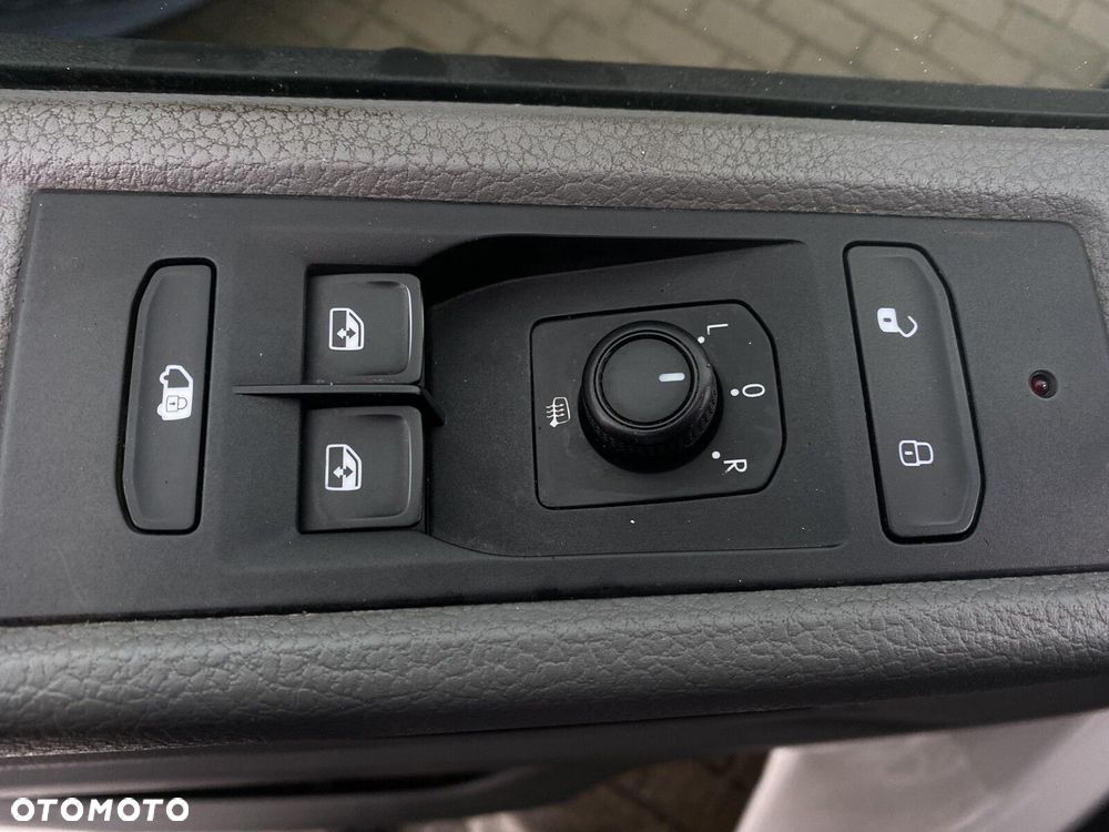 Volkswagen Transporter - 10