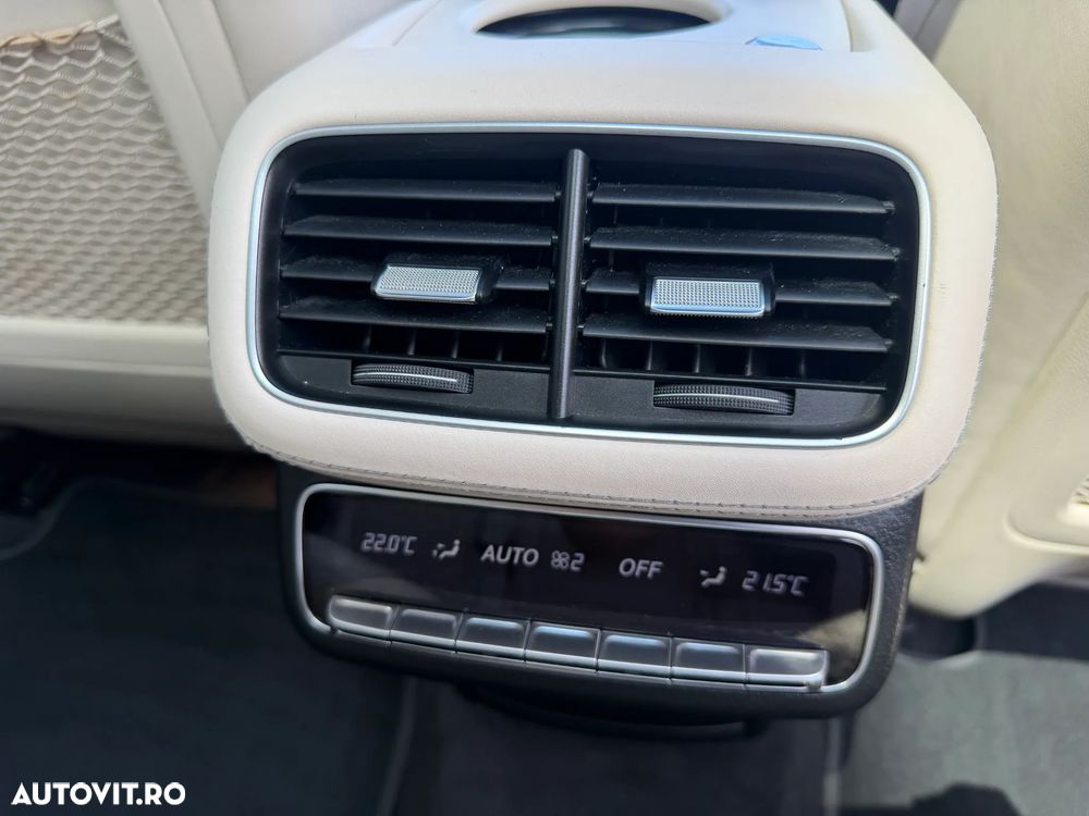 Mercedes-Benz GLE - 30