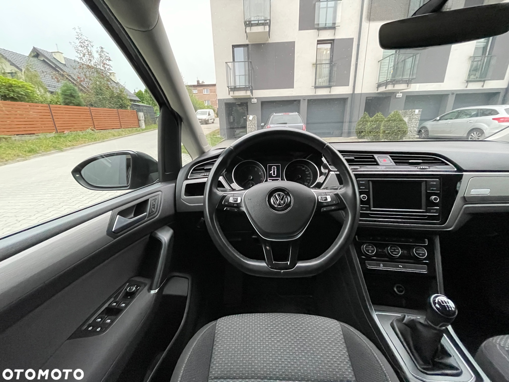 Volkswagen Touran 1.2 TSI BMT Trendline - 13