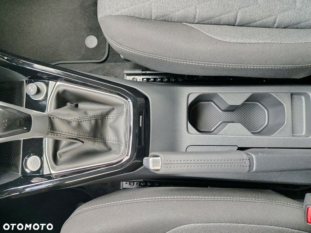 Volkswagen T-Cross - 15