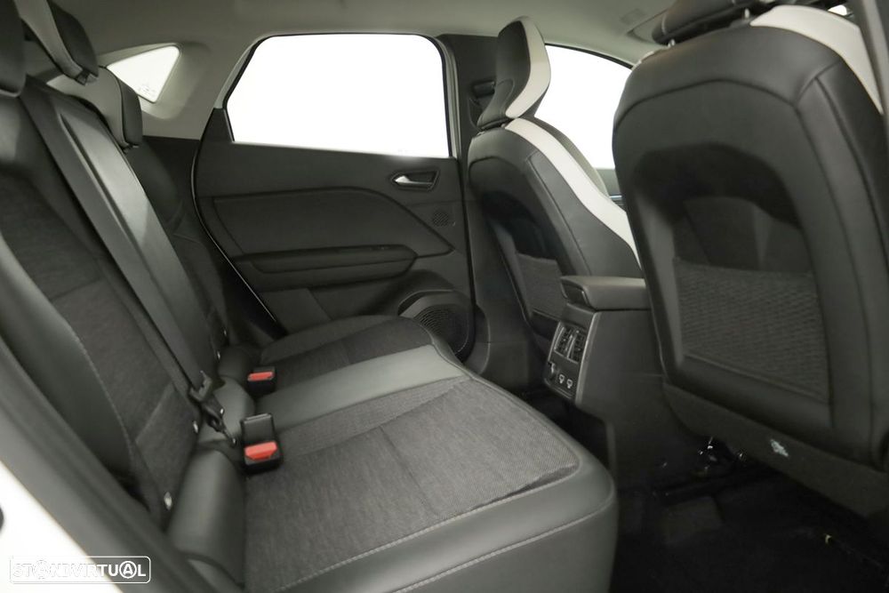 Renault Captur 1.0 TCe Techno Bi-Fuel - 23