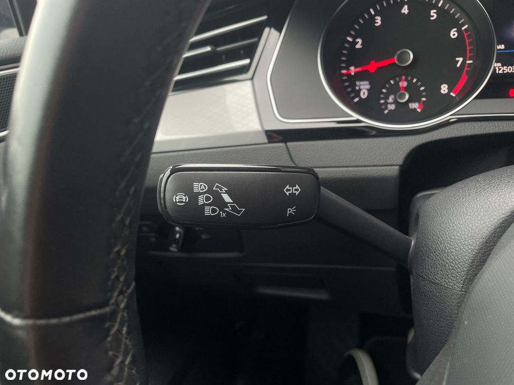 Volkswagen Passat Variant 1.5 TSI EVO Business DSG - 23