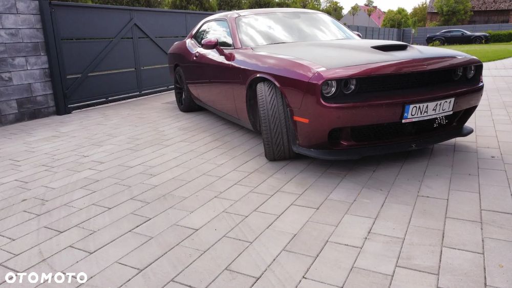 Dodge Challenger 6.4 Scat Pack - 4