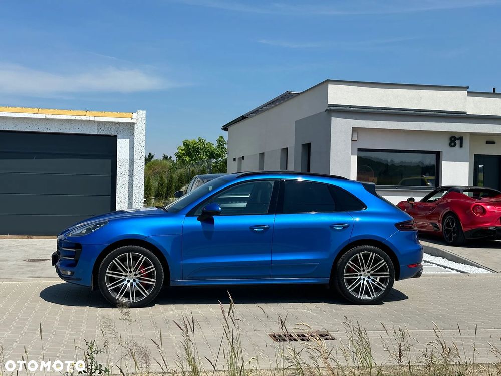 Porsche Macan Turbo - 9