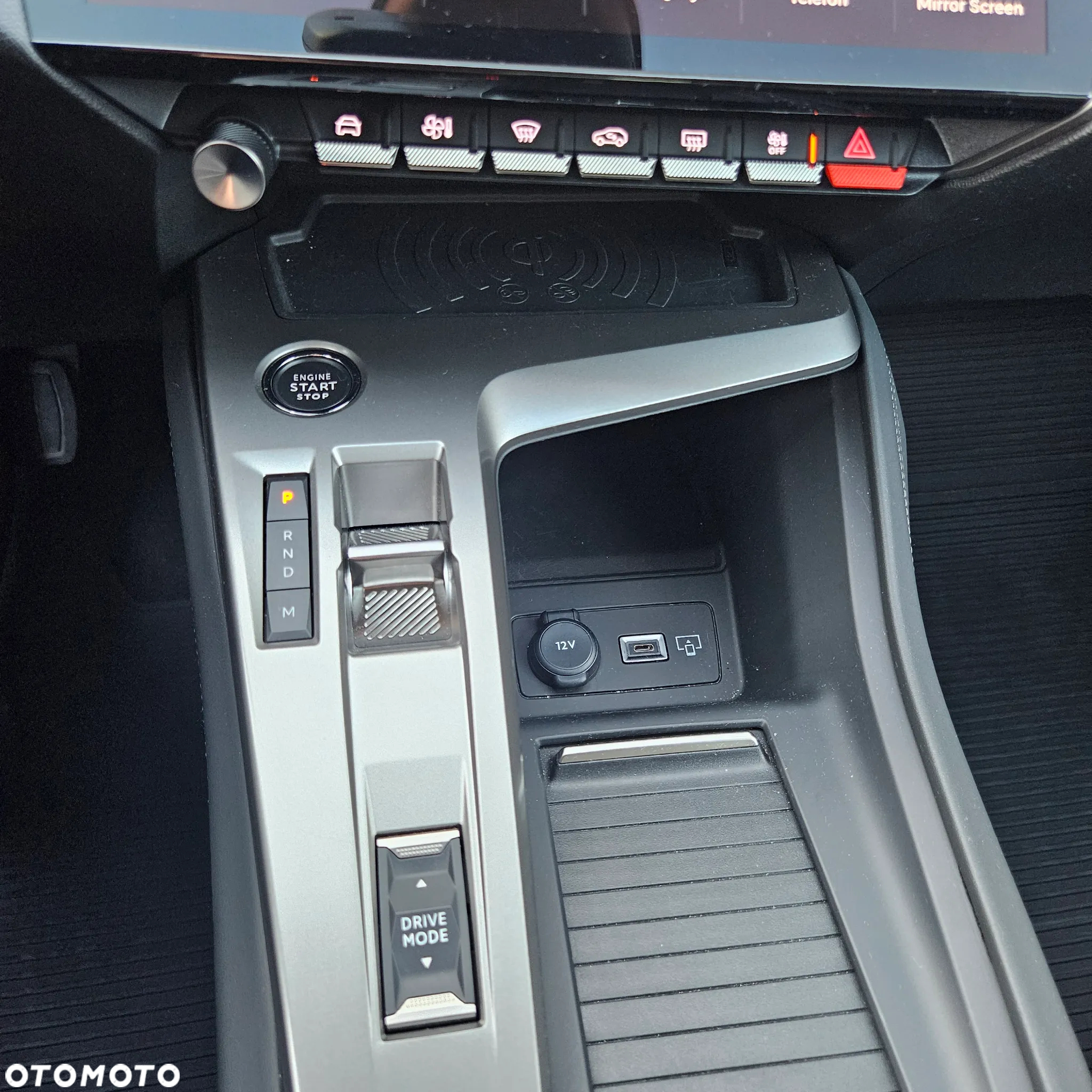 Peugeot 308 1.2 PureTech Allure S&S EAT8 - 17