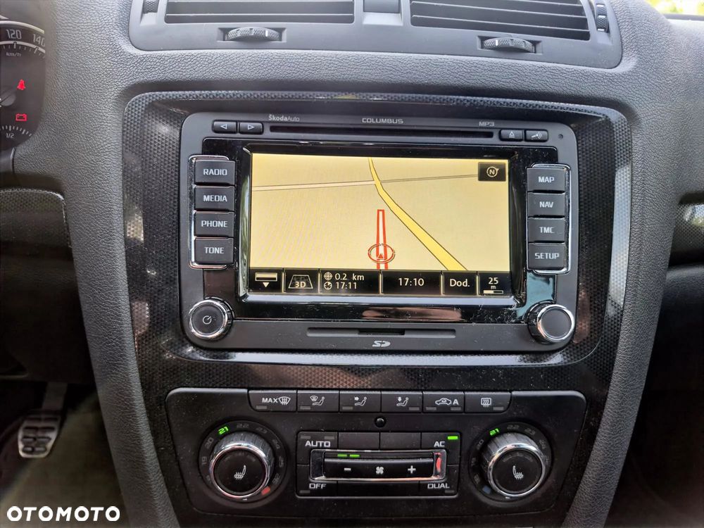 Skoda Octavia 2.0 TDI DPF RS - 5