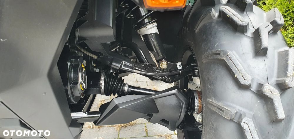 Can-Am Outlander Max - 9