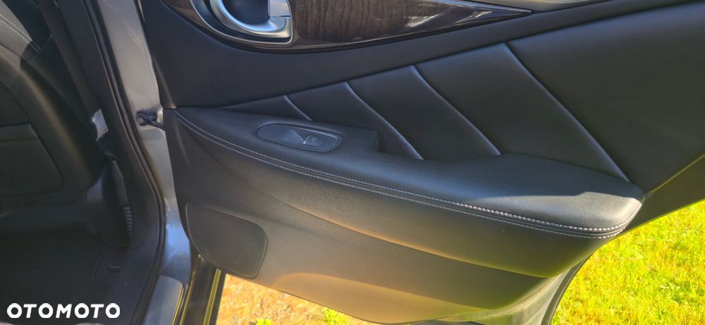 Infiniti Q50 Q50S 3.0t Sport Tech - 14